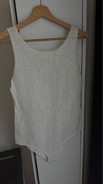 Zara parlak taşlı body