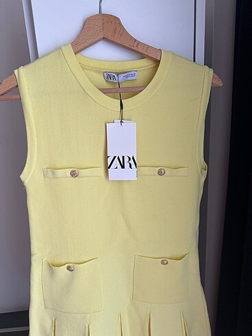 Zara Butter yellow pileli triko elbise
