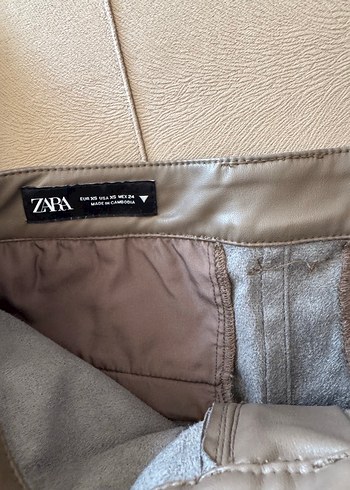 xs Beden Zara kargo deri şort etek