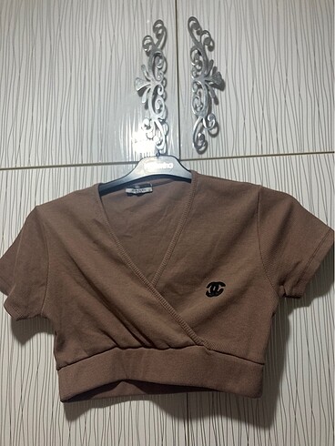 Krem mini üst