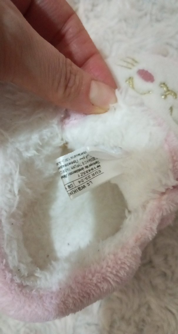 Kız Çocuk Pembe Kürklü Nakışlı Ev ayakkabısı - Görsel 3