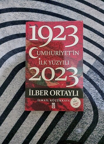 Cumhuriyetin ilk yüzyılı ilber ortaylı