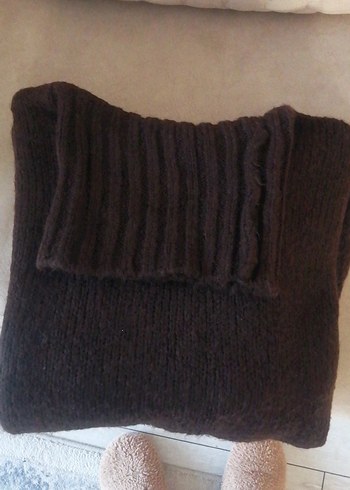 Kahverengi Boğazlı Örgü Yün Kazak - Görsel 6