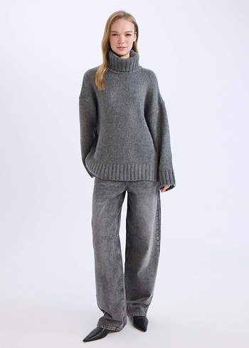 Gri Yüksek Yakalı Örgü Kadın Kazak - Görsel 2