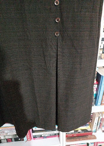 Düğmeli Siyah Midi Kadın Etek - Görsel 4