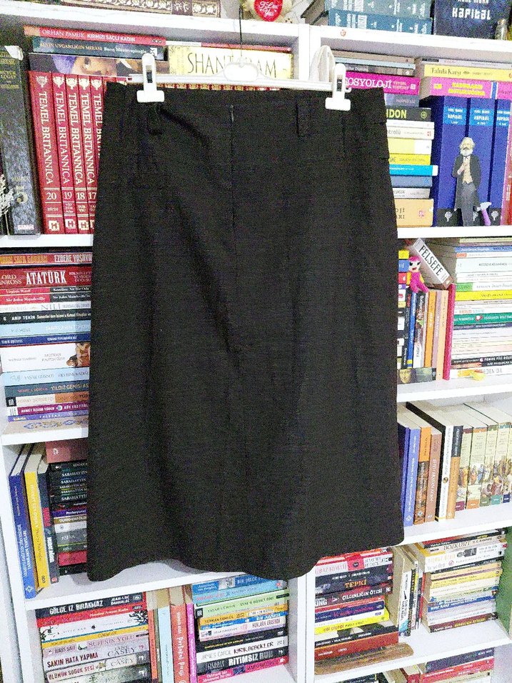Düğmeli Siyah Midi Kadın Etek - Görsel 5
