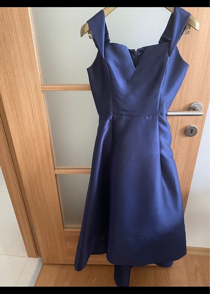 Forever New Saten Gece Elbisesi - Görsel 3