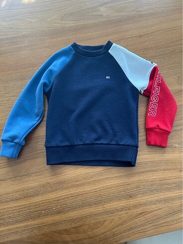 Tommy Hilfiger sweatshirt