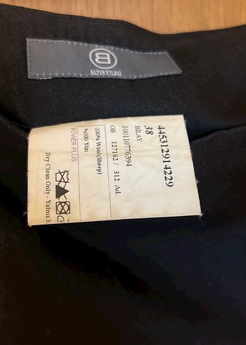 38 Beden Siyah Pilili Mini Etek
