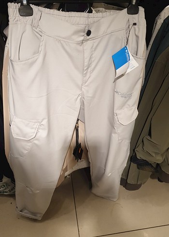 Bej Renkli Rahat Kesim Erkek Pantolon