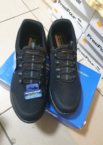 Skechers Skechers Erkek Siyah Spor Ayakkabı Bağcıkları