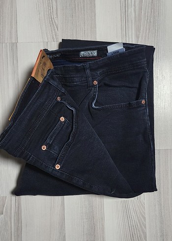 Levi's 501 Siyah Regular Fit Erkek Kot Pantolon - Görsel 2
