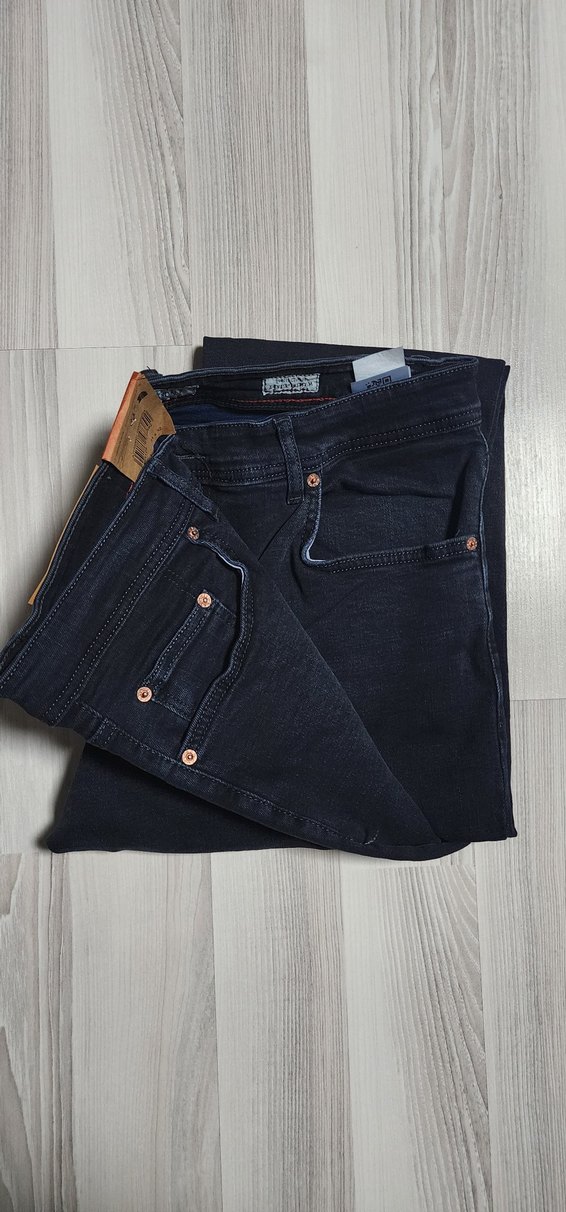 Levi's 501 Siyah Regular Fit Erkek Kot Pantolon - Görsel 2