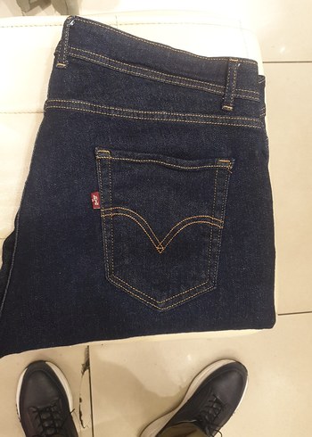 42 Beden ERKEK İÇİN KOT PANTOLON.