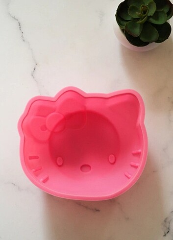 Beden Hello Kitty kalıbı