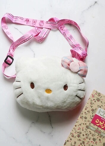 Hello Kitty çantası 