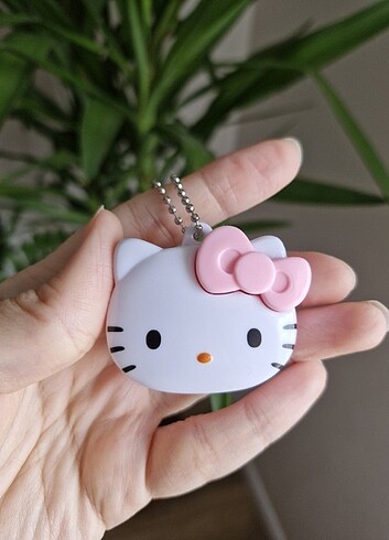 Hello Kitty şişe açacağı 