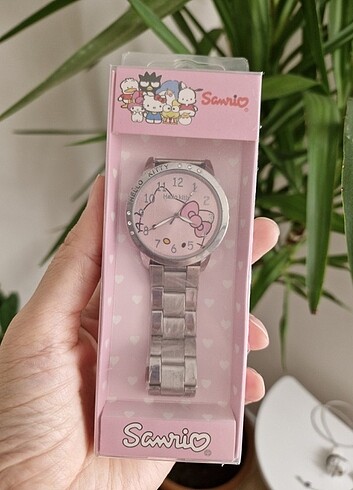 Hello Kitty Hello Kitty saat
