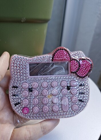 Hello Kitty hesap makinesi