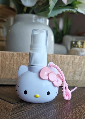 Hello Kitty sprey şişesi - Görsel 3