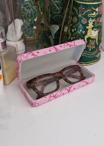 Hello Kitty gözlük kabı - Görsel 5