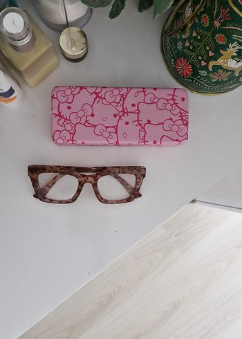 Hello Kitty gözlük kabı - Görsel 2