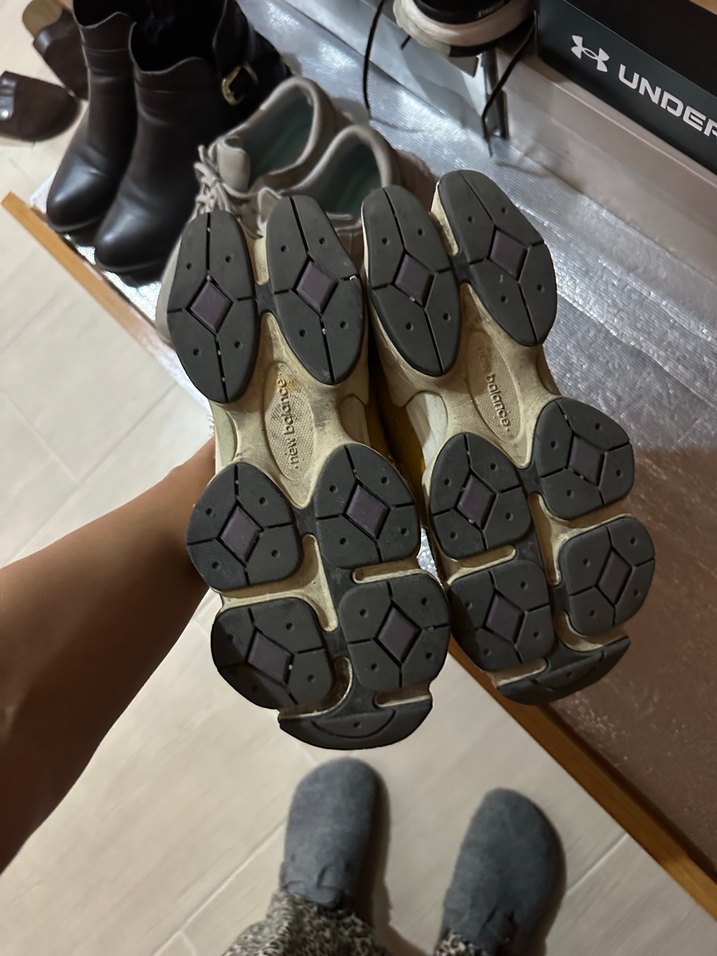 Kahverengi Bağcıklı Kadın Spor Ayakkabısı - Görsel 2