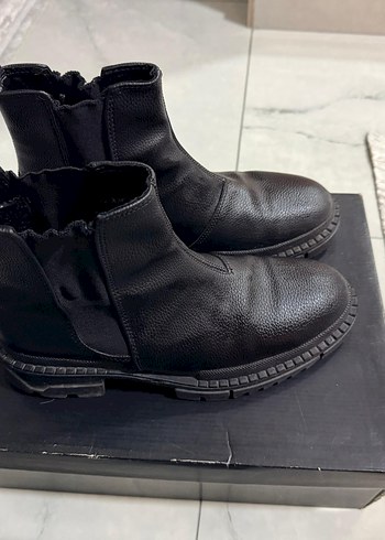 Siyah Fermuarlı erkek Botu - Görsel 2