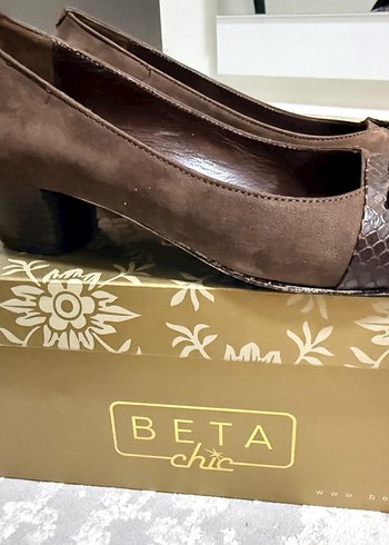 Kahverengi Süet Dolgu Topuklu Kadın Ayakkabı - Görsel 4