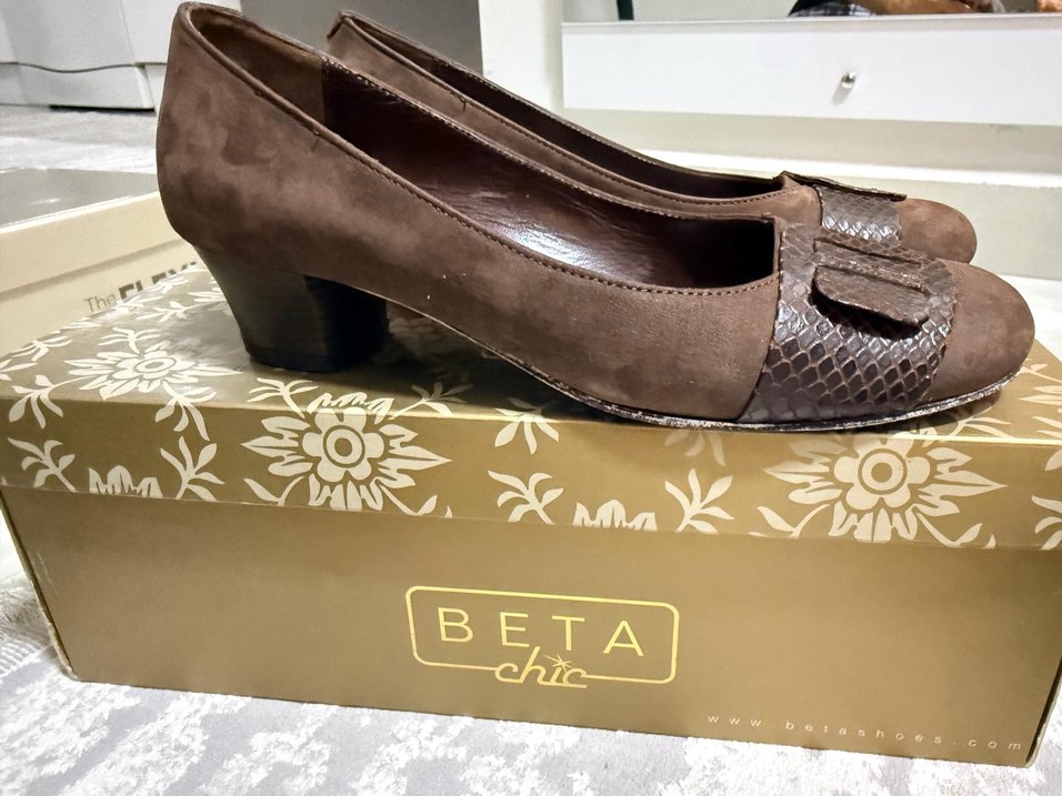 Kahverengi Süet Dolgu Topuklu Kadın Ayakkabı - Görsel 4