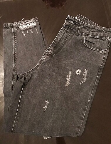 Yırtık Mom Jean