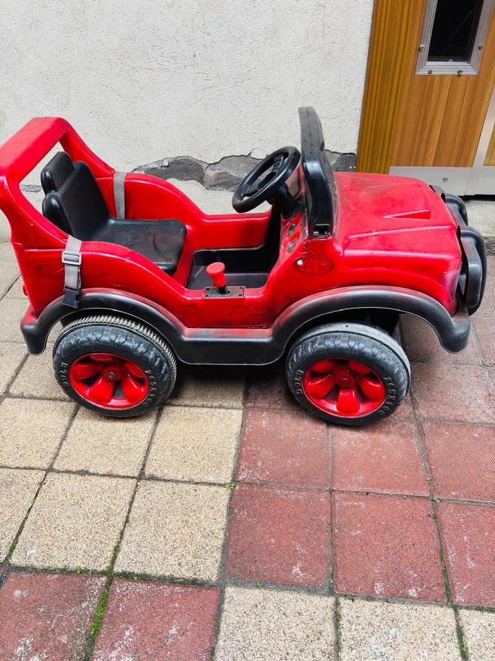 Kırmızı Nitro Elektrikli Binilebilir Araba - Görsel 2