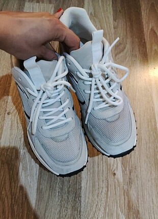 Bershka sneaker