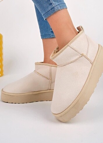 39 Beden Ugg bot
