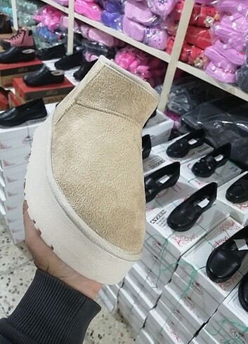 39 Beden ten rengi Renk Ugg bot
