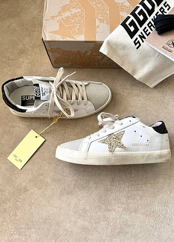 Golden goose deluxe sneaker