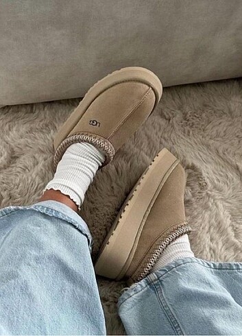 Ugg tazz.