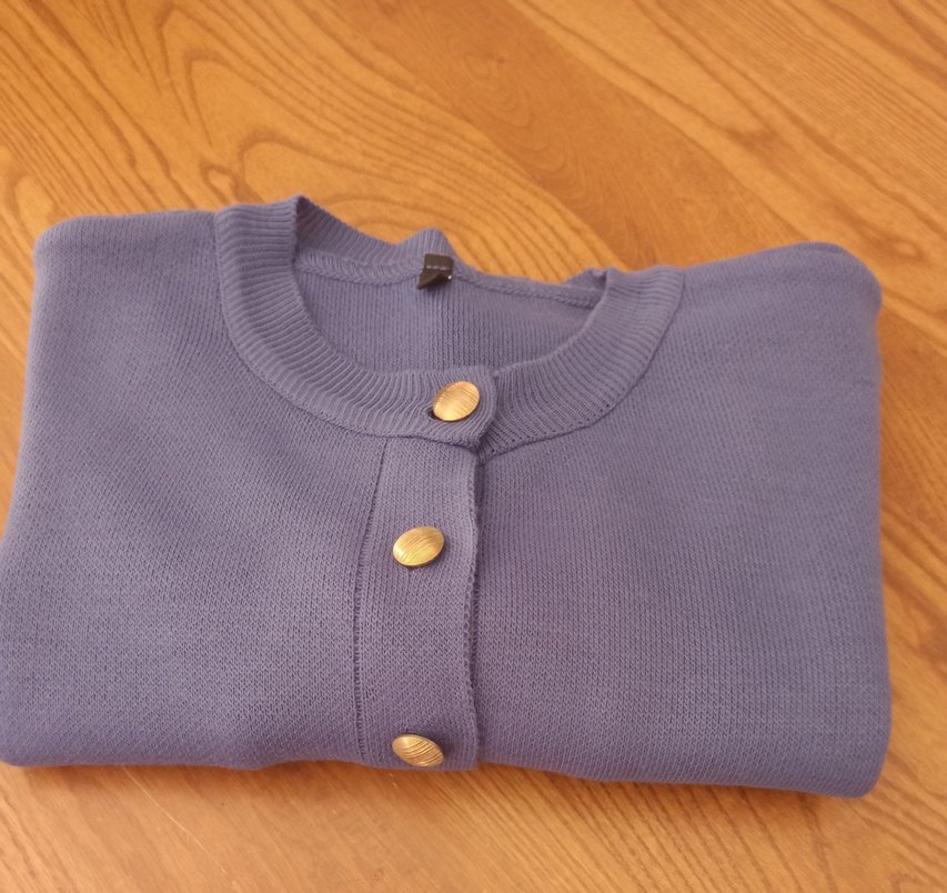 Uzun Kollu Mavi 

 Triko Takım - Görsel 3