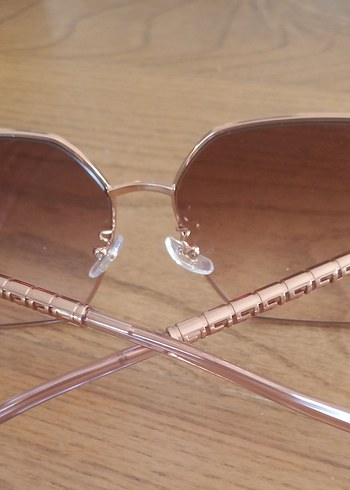 Versac Kadın Güneş Gözlüğü - Görsel 3