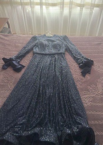 Parlak Lacivert Uzun Kollu  Abiye - Görsel 3