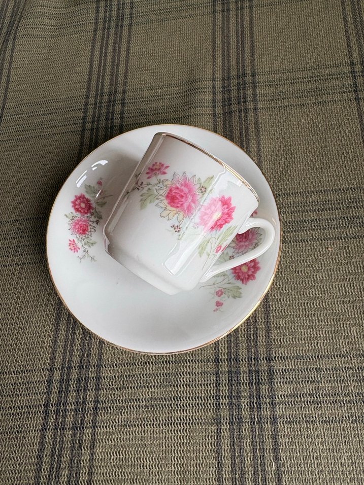 El Yapımı Zarafet: 6 Kişilik Antika Çin Porseleni Kahve Takımı - Görsel 3