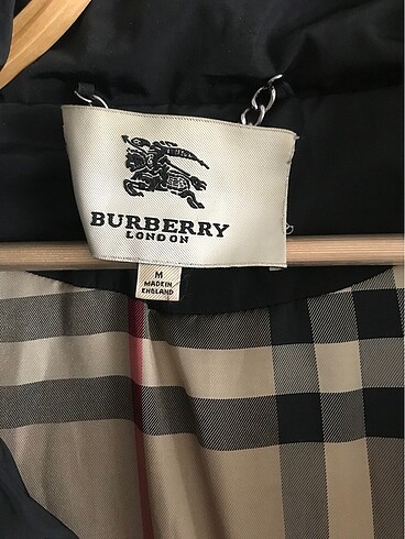 Burberry Kapişonlu mont