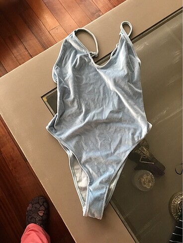 Bershka Kadife bluz