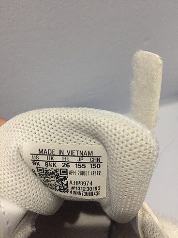26 Beden beyaz Renk Orjinal adidas kız çocuk spor ayakkabı