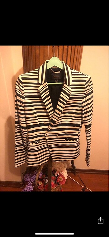 Mango suits