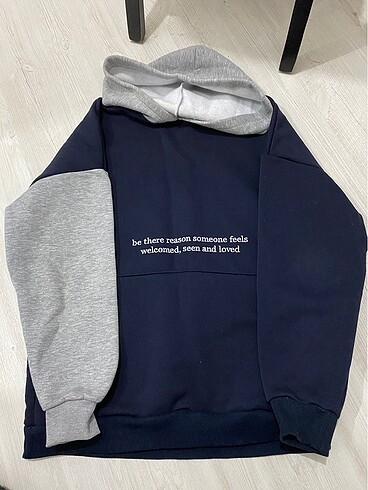 Lacivert Sweat