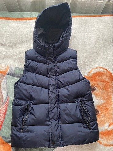 Zara Zara 8-9 yaş beden yelek