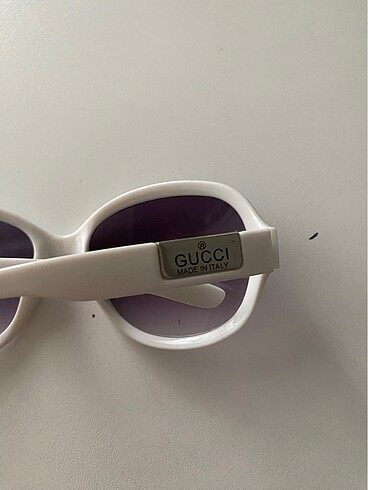  Beden Gucci güneş gözlüğü