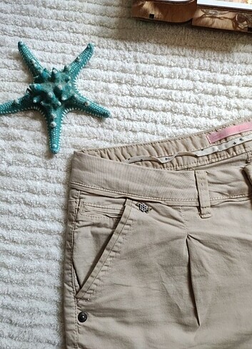36 Beden camel Renk Bershka Gabardin Şort