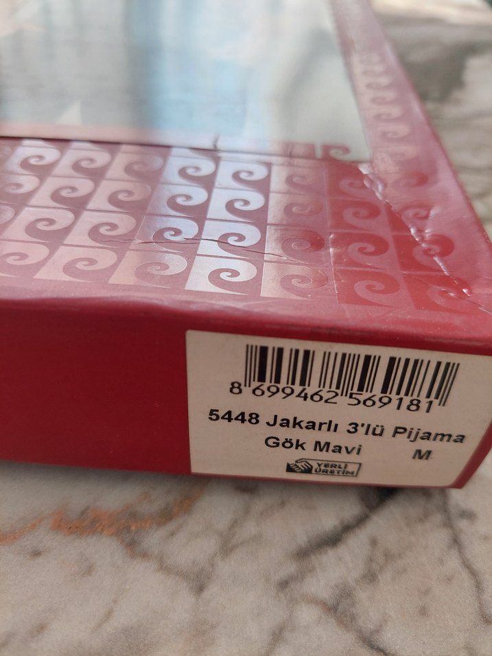 Pierre Cardin 3 parça Erkek Pijama Takımı. Kısa Kollu sıfır - Görsel 2